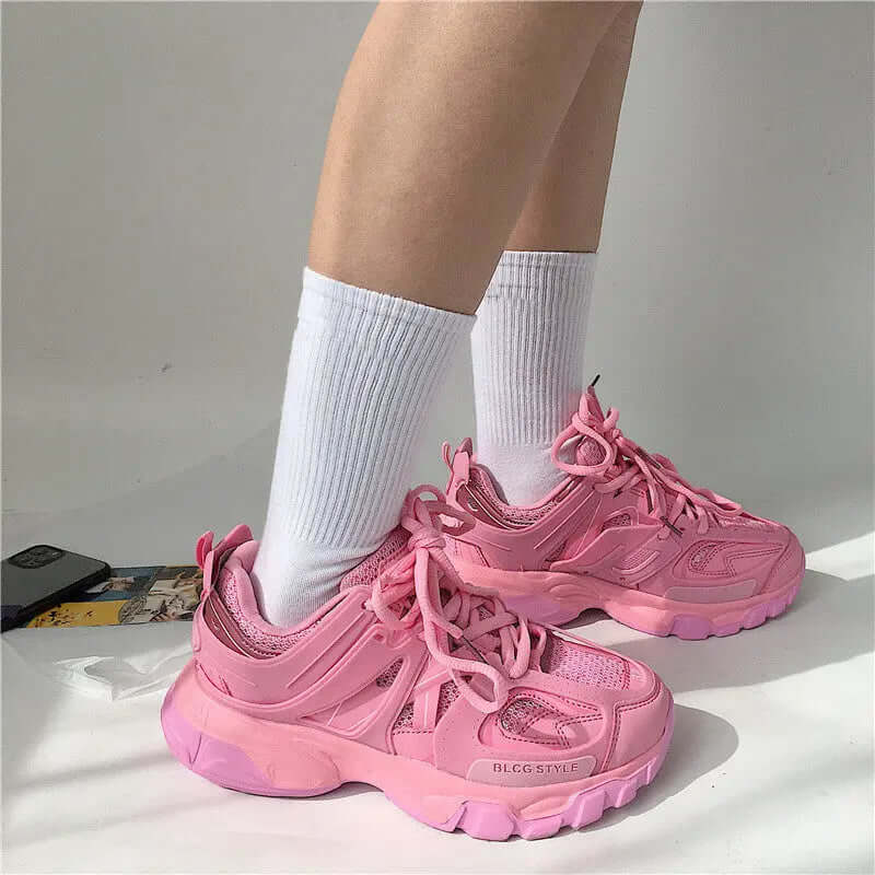 Women’s Casual Versatile Retro Couple Sneakers